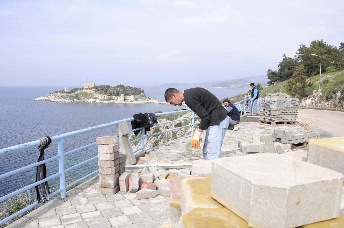 Kuşadası\'nda Sezon Hazırlıkları Sürüyor