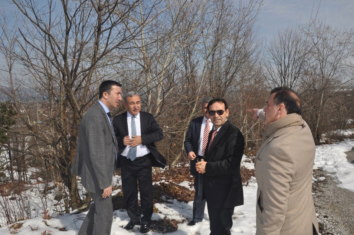 Milletvekili Çelik ve Vali Büyük Üniversite İnşaatını İnceledi