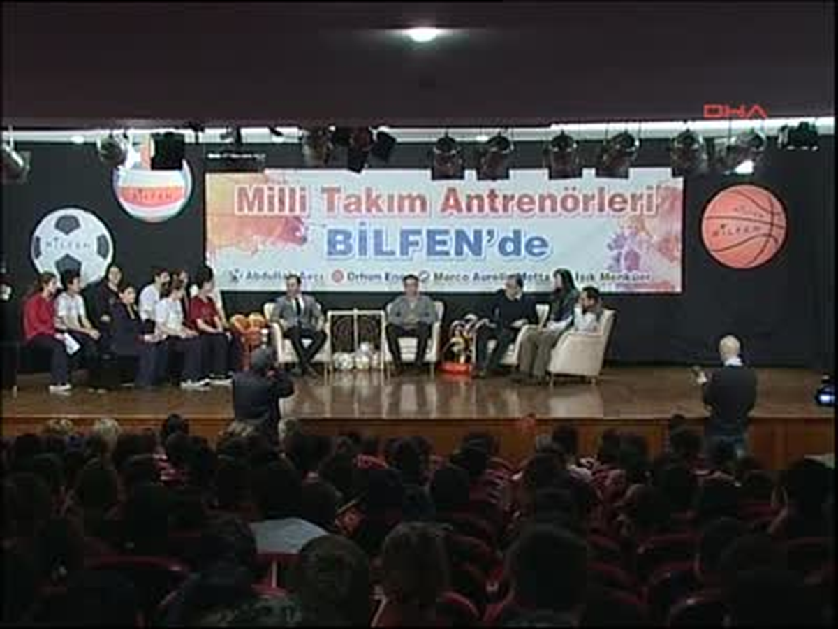 Milli Takım Çalıştırıcıları Öğrencilerle Bir Araya Geldi