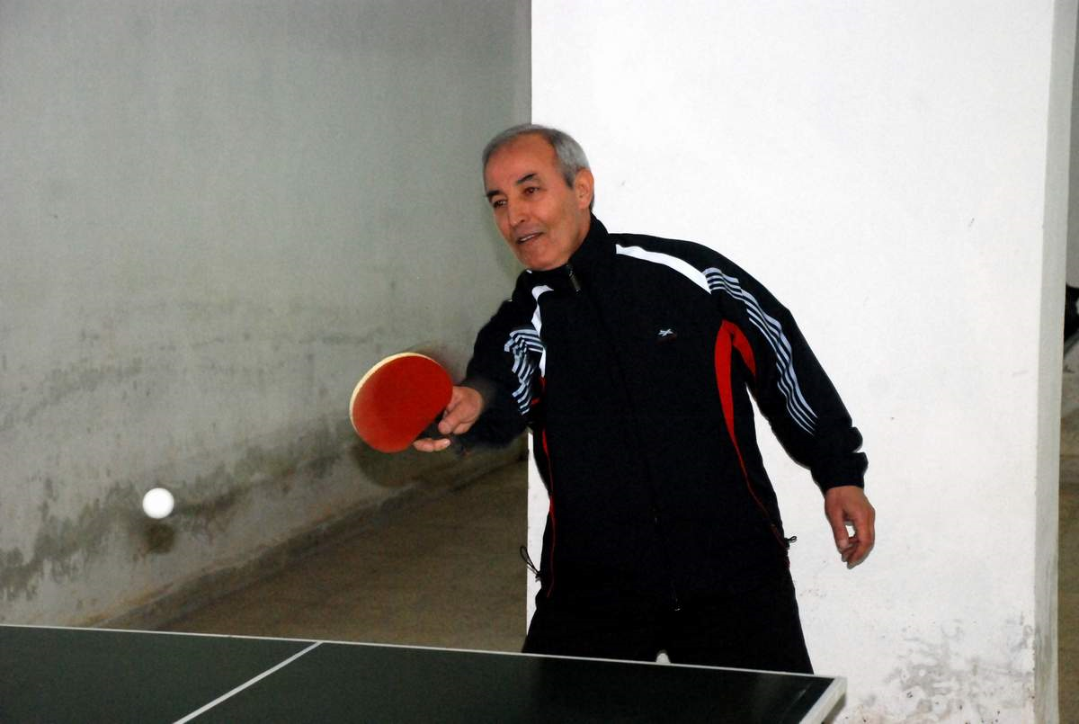 Neşter Yerine Bu Defa Raket Tuttular