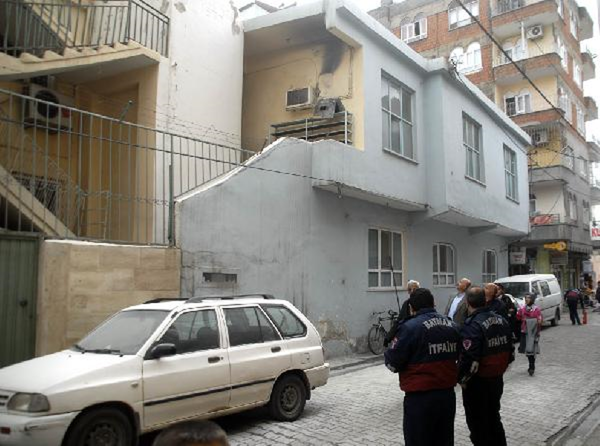 Öğle Namazı Öncesi Camide Yangın Çıktı