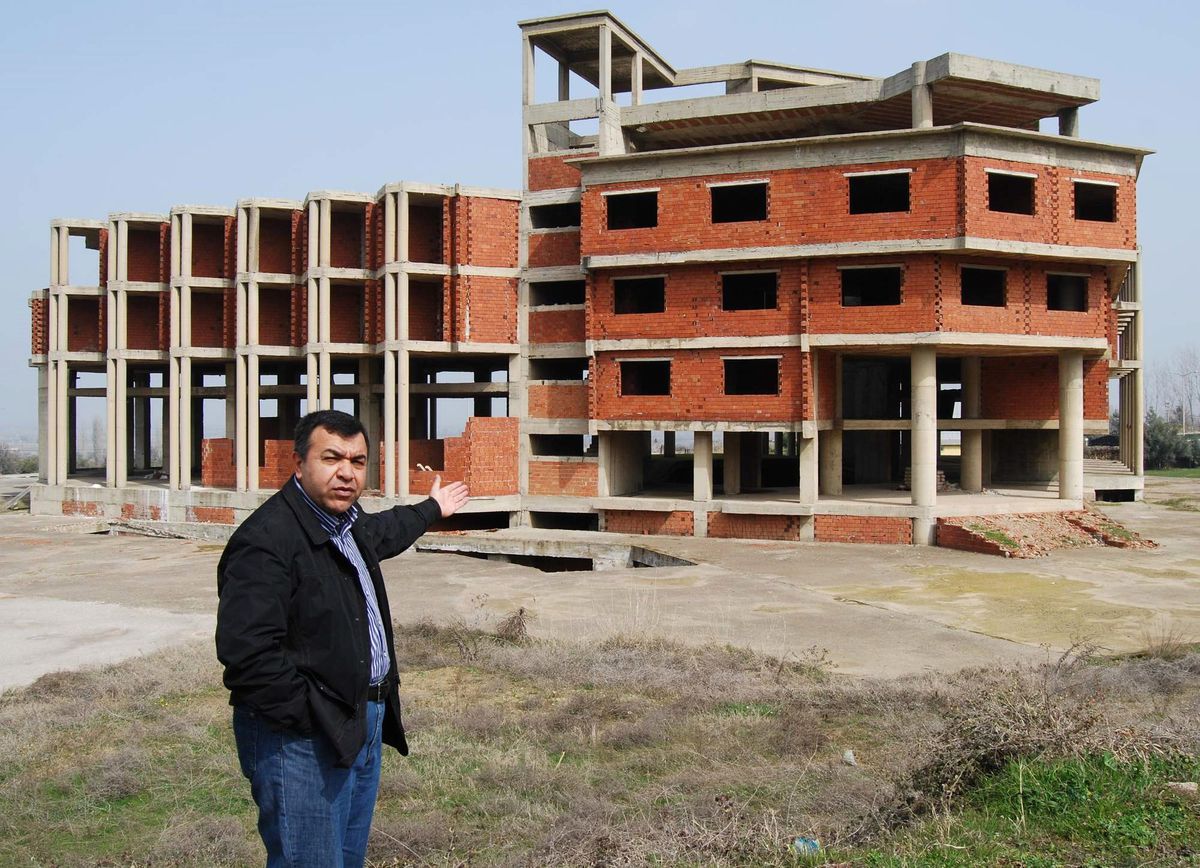 Orhan, Esnaf Kefalet İnşaatına Talip
