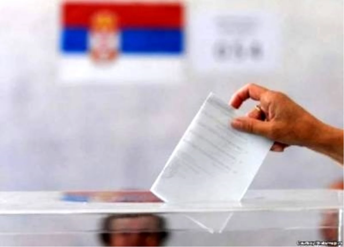 Sırbistan, 6 Mayıs\'ta Kosova\'da da Seçim Yapılacağını Açıkladı