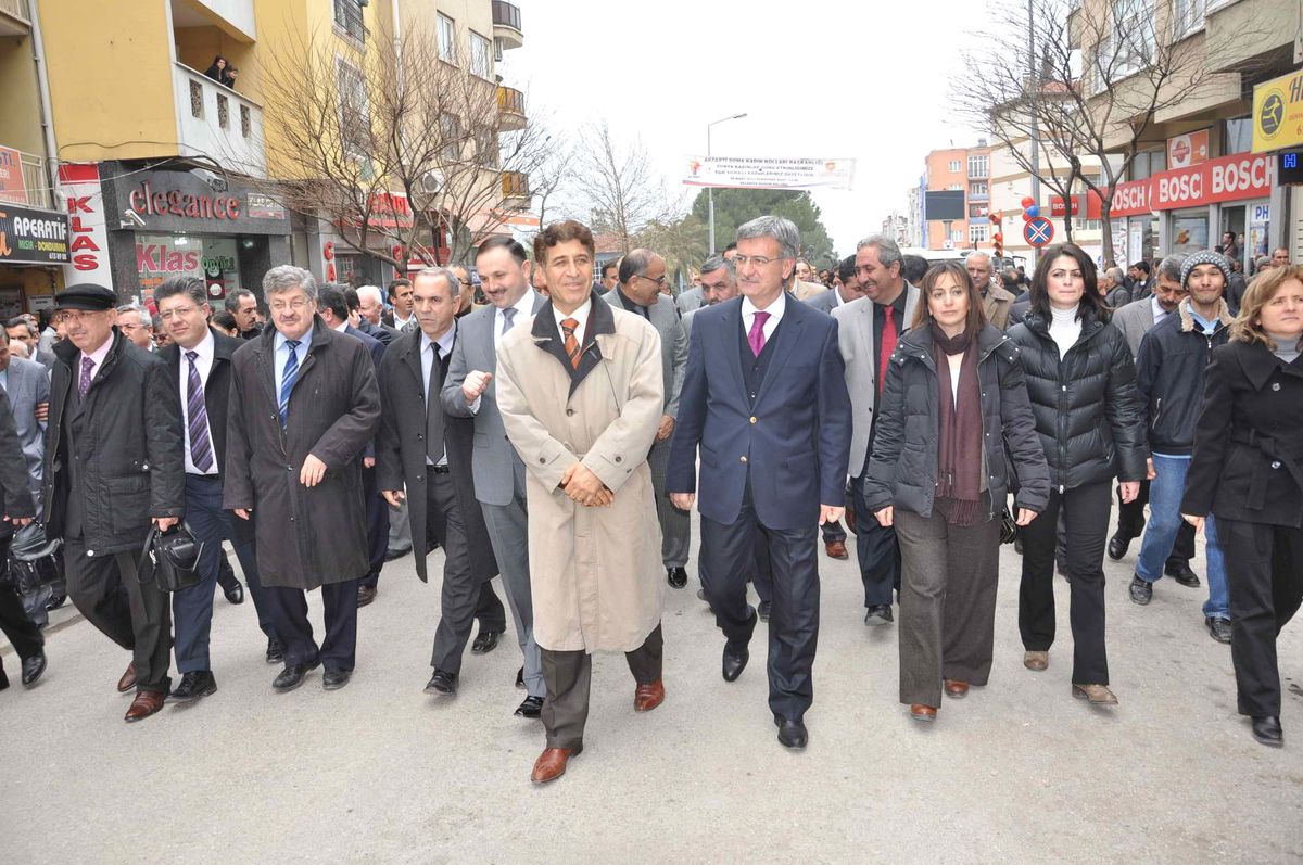 Soma\'da Alışveriş Çılgınlığı Başladı