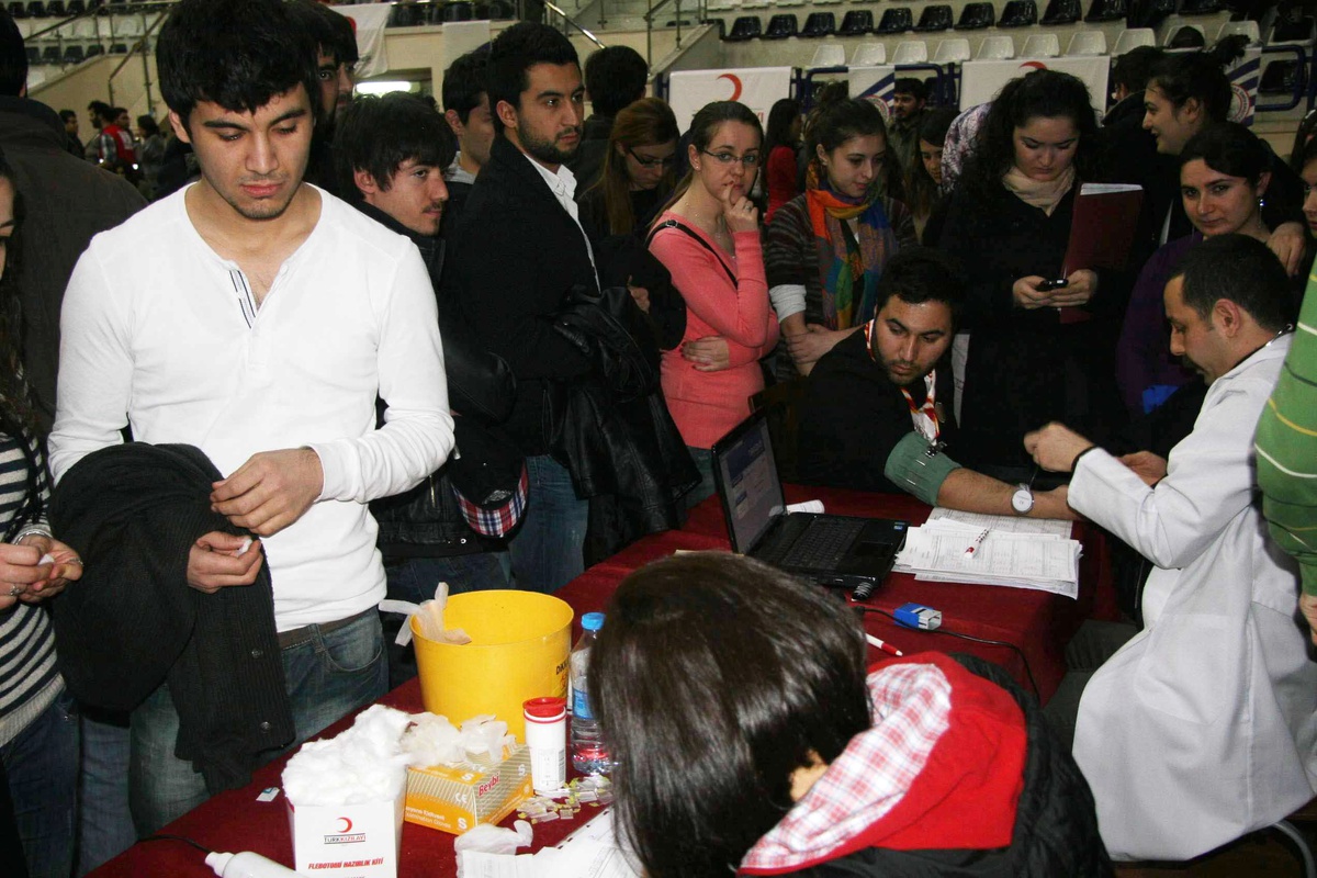 Zkü\'de "Sizleri Unutmadık Kan Bağışı" Kampanyası