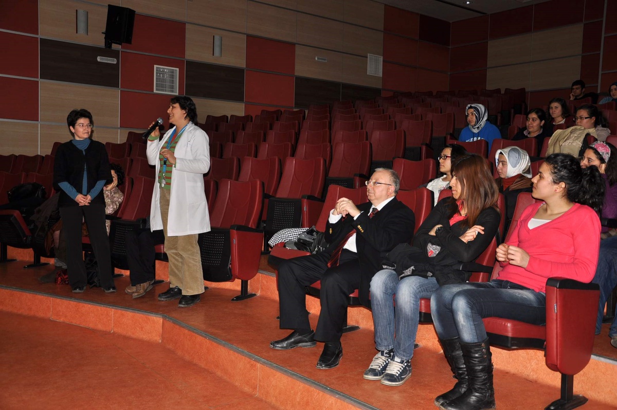 Zkü\'den Toplumsal Cinsiyet ve Kadın Konulu Seminer