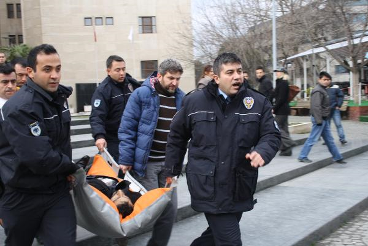 Adliyede İşlenen Cinayetin Sanığı: Bana Vurmaya Başlayınca Bıçakladım