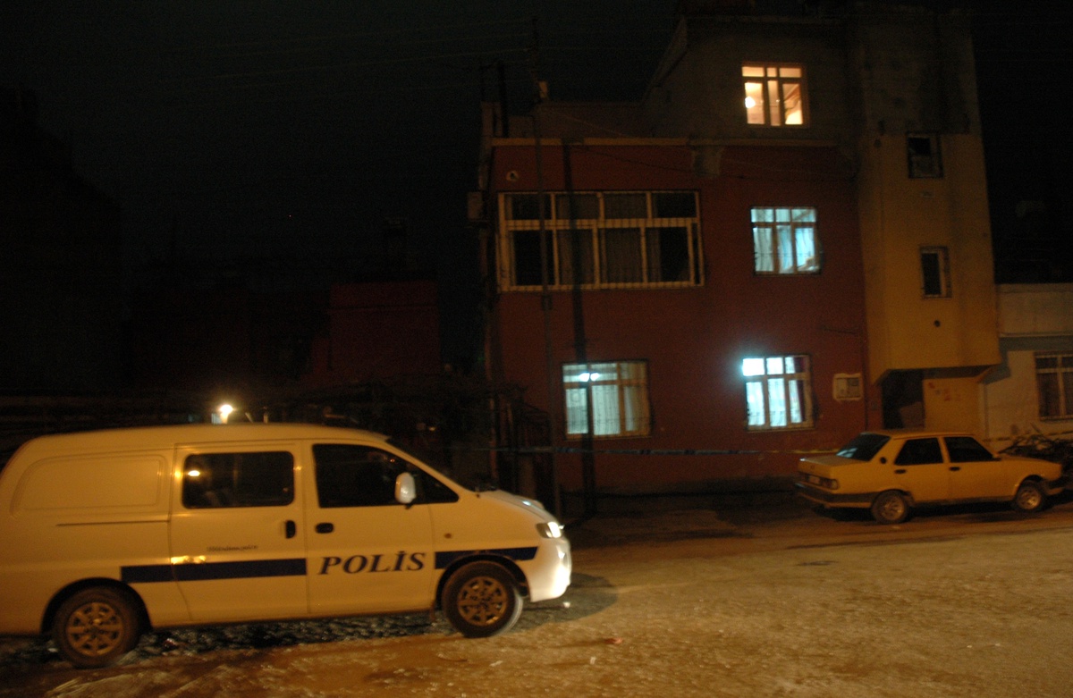 İki Sevgilinin İntihar Girişimi
