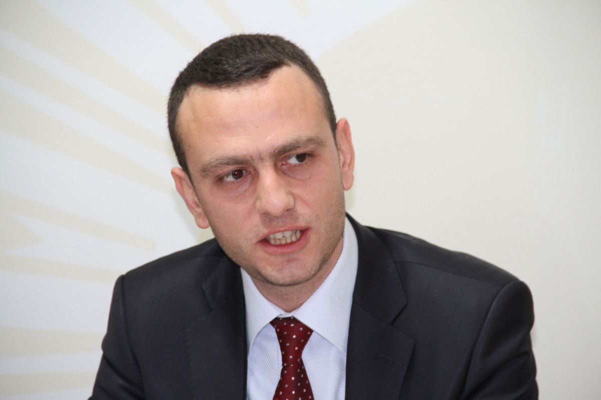 AK Parti "Serbest Kürsü"De