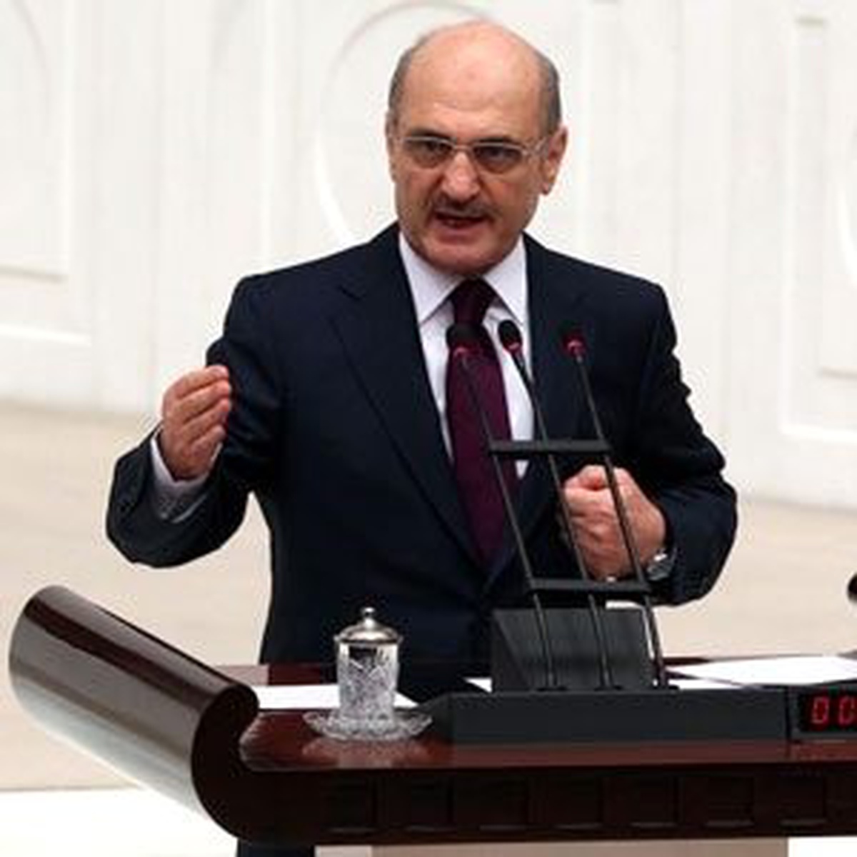 Bakan Bayraktar: "İstanbul Finans Merkezi\'nde Merkez Bankası\'na Tahsisli Alan Yok"