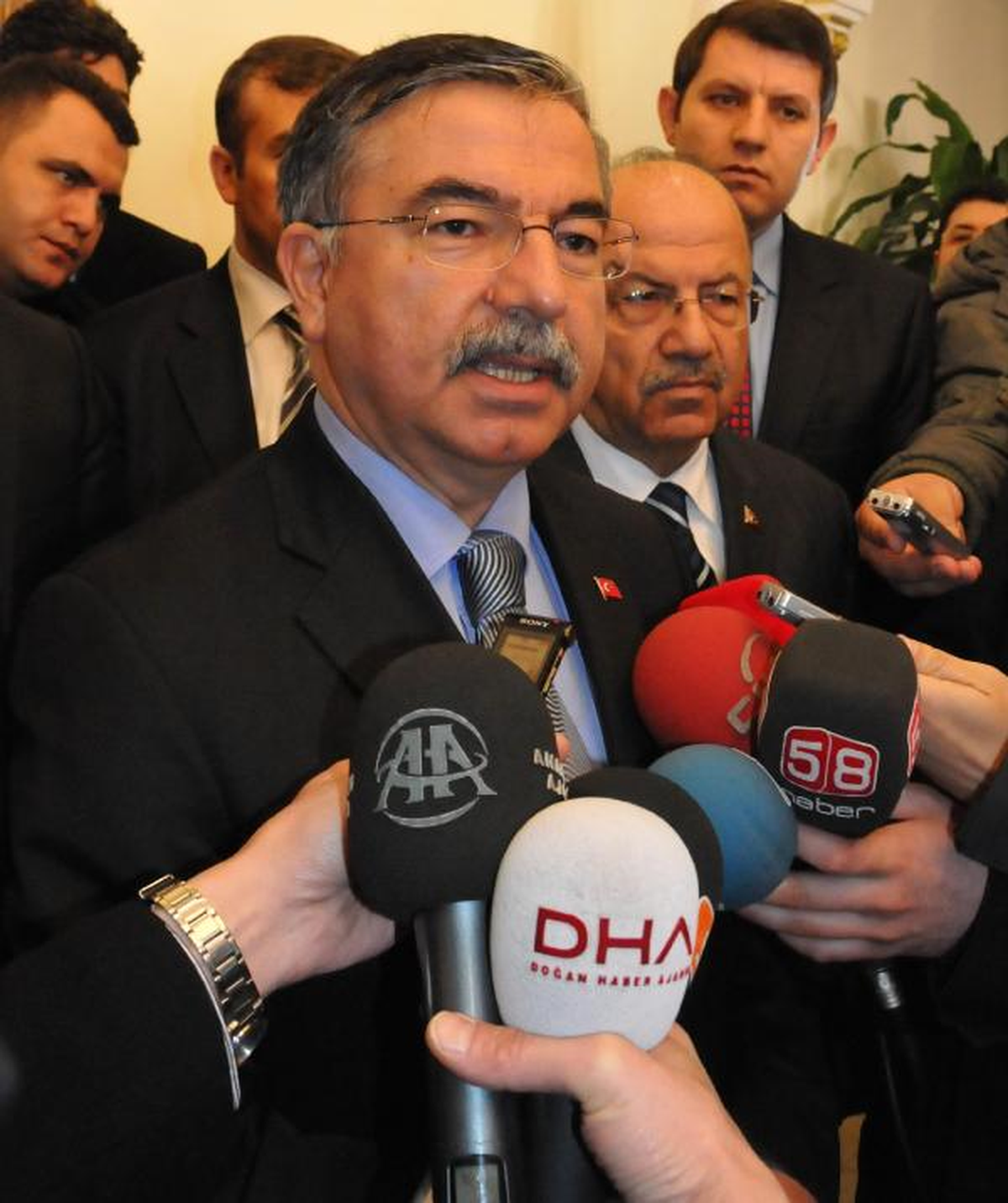 Bakan İsmet Yılmaz: Afganistan\'daki Askerlerimizin Üzüntüsünü Yaşıyoruz