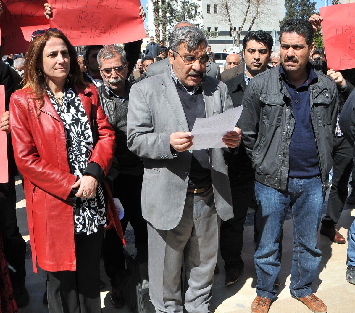 BDP\'liler Halepçe Katliamını Kınadı