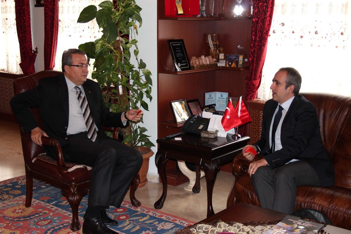 Belediye Başkanı Ünver, Gerçek Gündem Kalkınma Programına Konuk Oldu