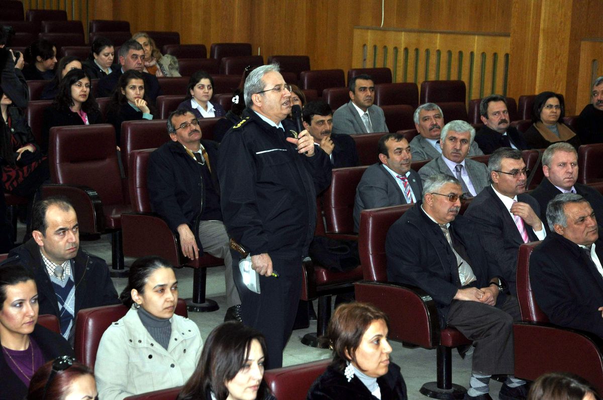 "Beyaz Lale Projesi" Eğitim Seminerleri Devam Ediyor