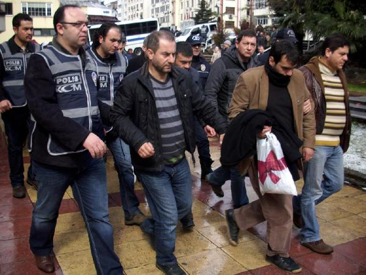 Ereğli Polisi, Sahte Ehliyet Çetesini Çökertti