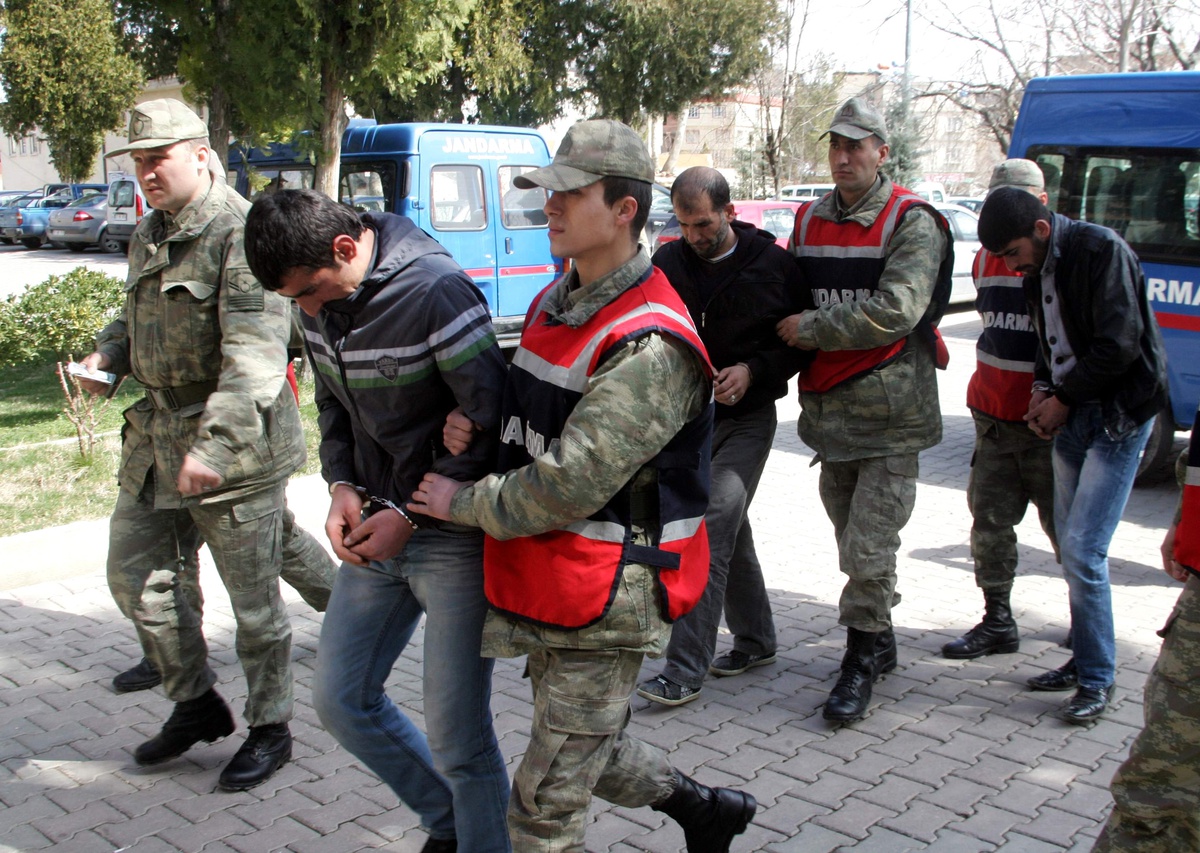 Esrar Partisi Veren Hırsızlar Yakalandı