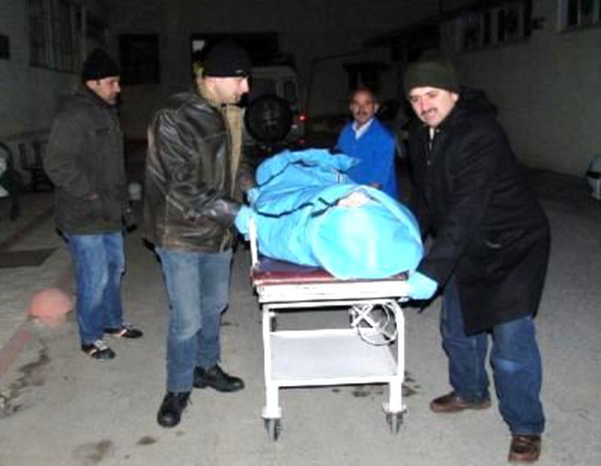 Evli Polis, Sevgilisi Kadını Öldürüp Ev ve Paralarını Aldı (2)