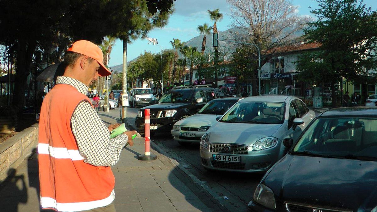 Fethiye\'de Parkomat Uygulamasına Son Verildi