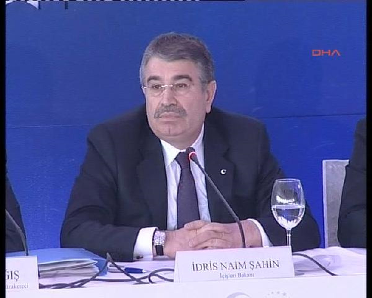 İçişleri Bakanı Nevruz İçin "21 Mart" Dedi