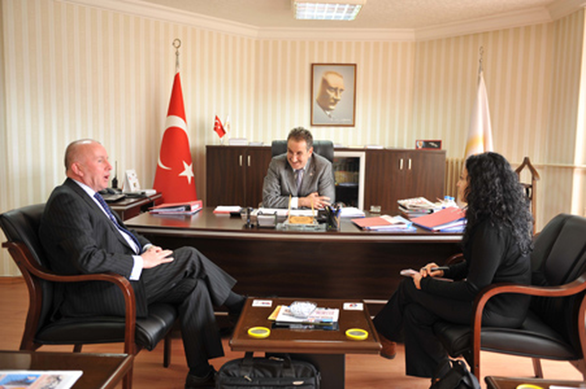 İngiltere Ateşesi Mardin Belediyesi\'nde