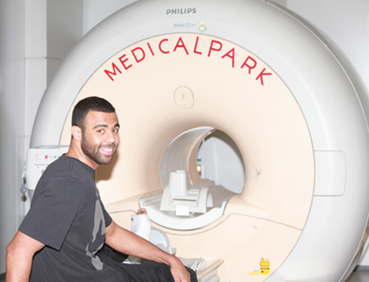 Josh Shıpp Medical Park\'ta Tetkikten Geçti
