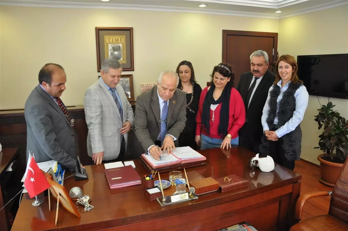 Mudanya\'da Fakülte Yaptırma Derneği Kuruldu