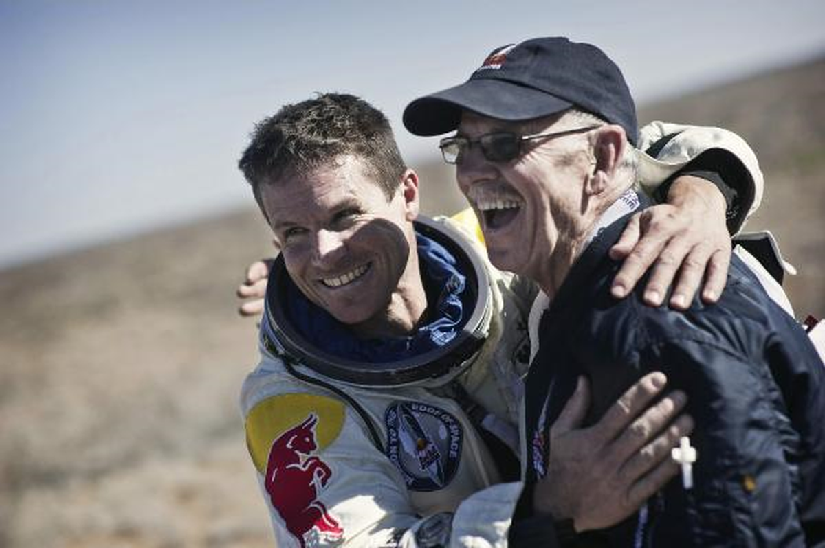 Red Bull Stratos\'un İlk Test Uçuşu Başarılı Oldu
