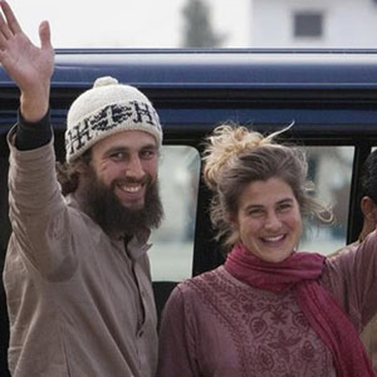 Pakistan İsviçreli Rehin Çifti Bıraktı