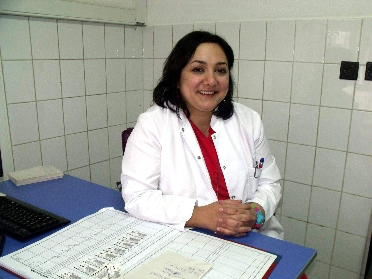 Salihli Devlet Hastanesine 2 Yeni Uzman Hekim Atandı