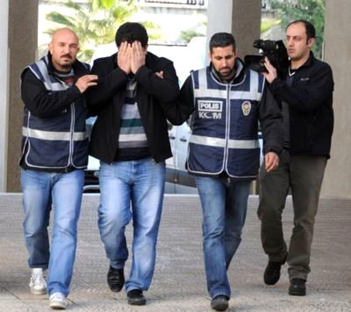 Samsun\'da Suç Örgütü Operasyonu: 20 Gözaltı