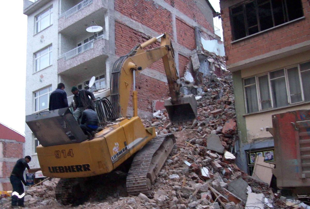 Simav Kaymakamı Yüksel Ünal Açıklaması