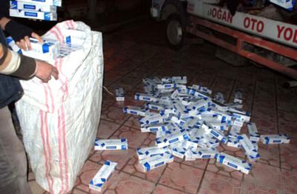 Siverek\'te 850 Karton Kaçak Sigara Ele Geçirildi