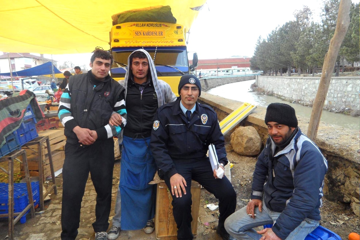 Sorgun Toplum Destekli Polislerden Esnafa Ziyaret