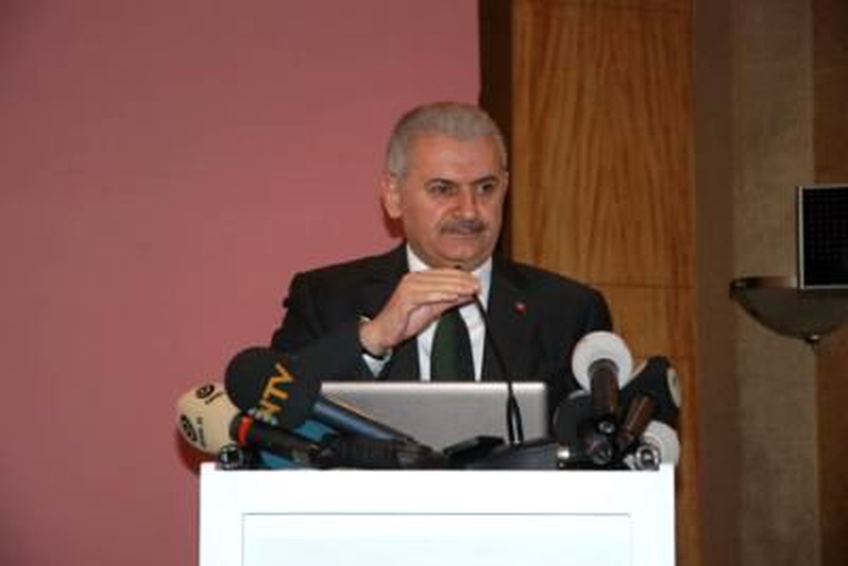 Ulaştırma, Denizcilik ve Haberleşme Bakanı Yıldırım."Cumhuriyetin 100.Yılında Dünyada Çeyrek Filan...