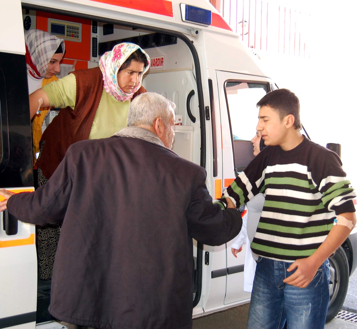 Adıyaman'da 174 Kişi Sobadan Zehirlendi