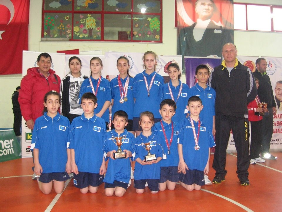 Badmintoncular Başkentten Şampiyonlukla Döndü