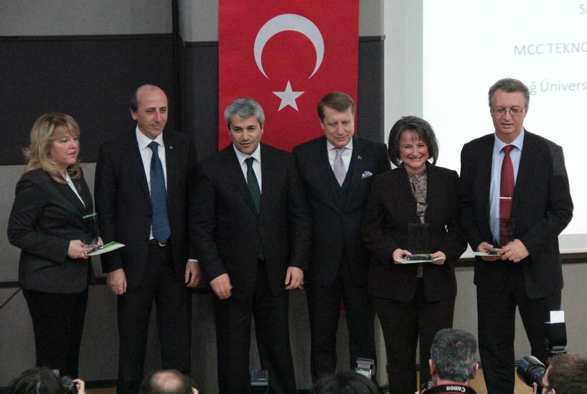 Bakan Ergün\'den Esprili Örnek