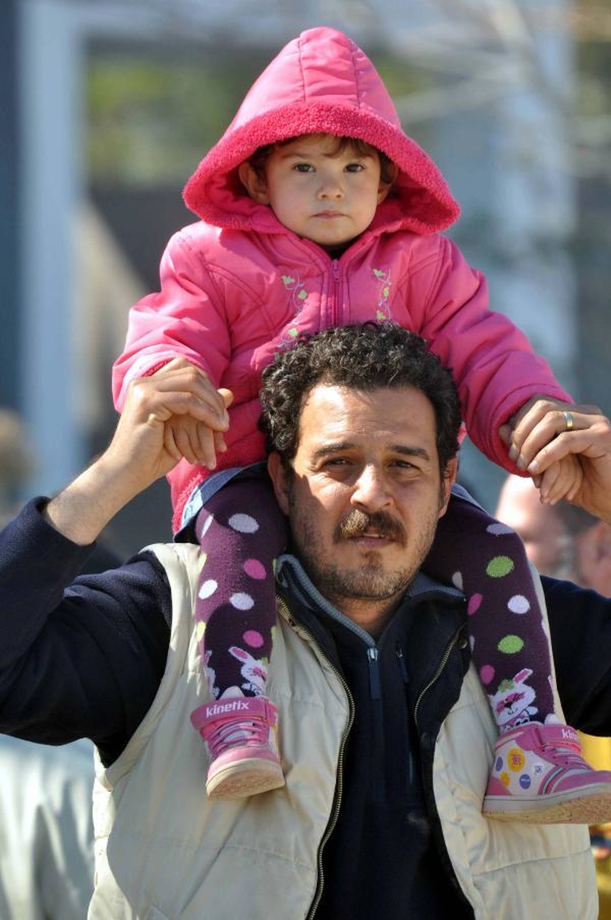 Develer, Anaokulu Yararına Güreşti