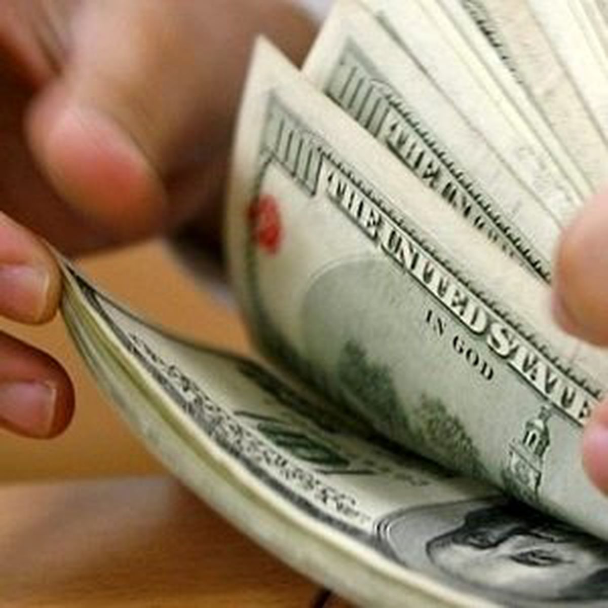 Dolar 1,7980 TL\'ye Geriledi