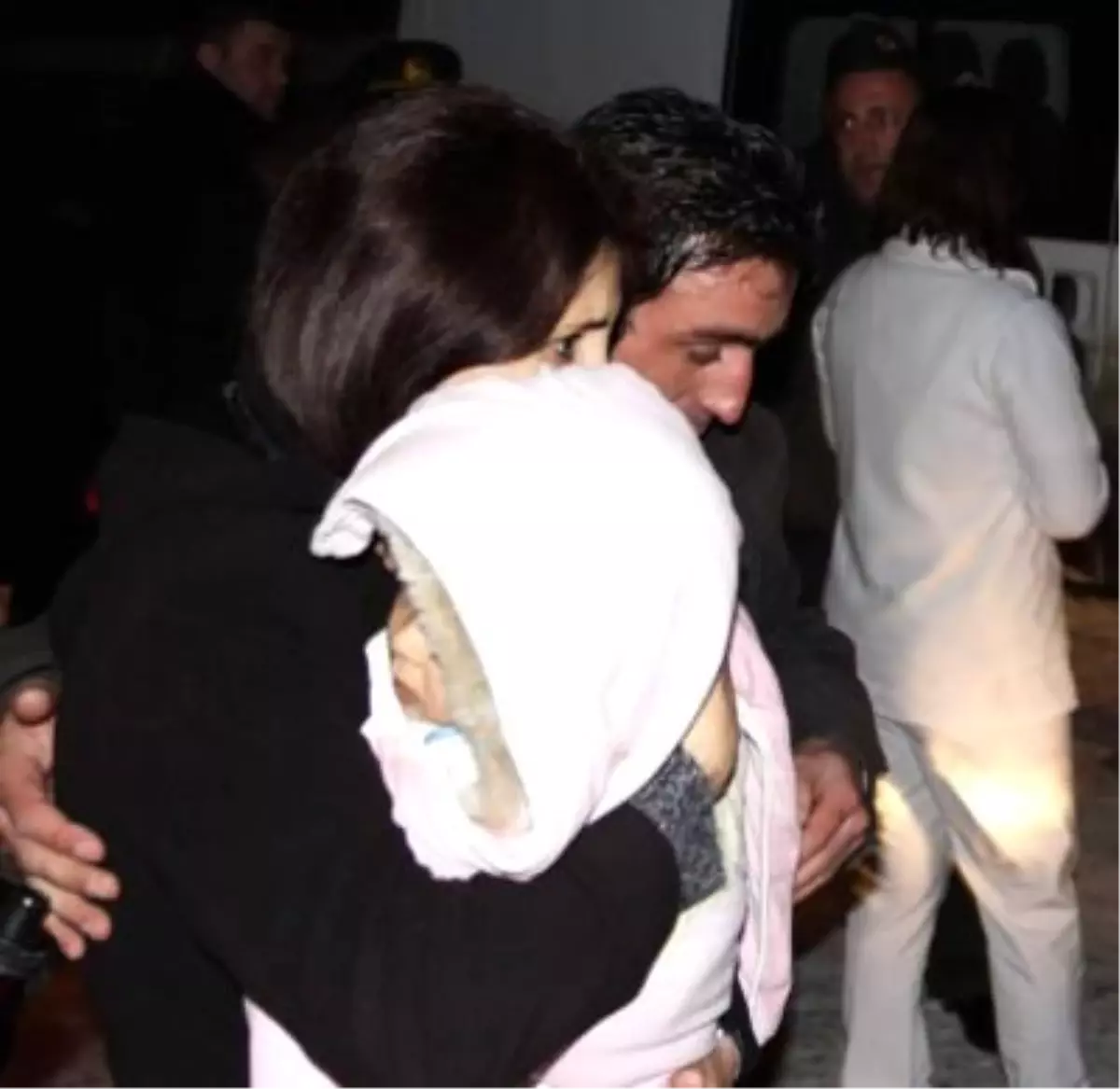 Erzurumekbinbaşı Yakınlar ile Uzman Çavuş Vurucu\'nun Acısı Erzurum\'a Ulaştı