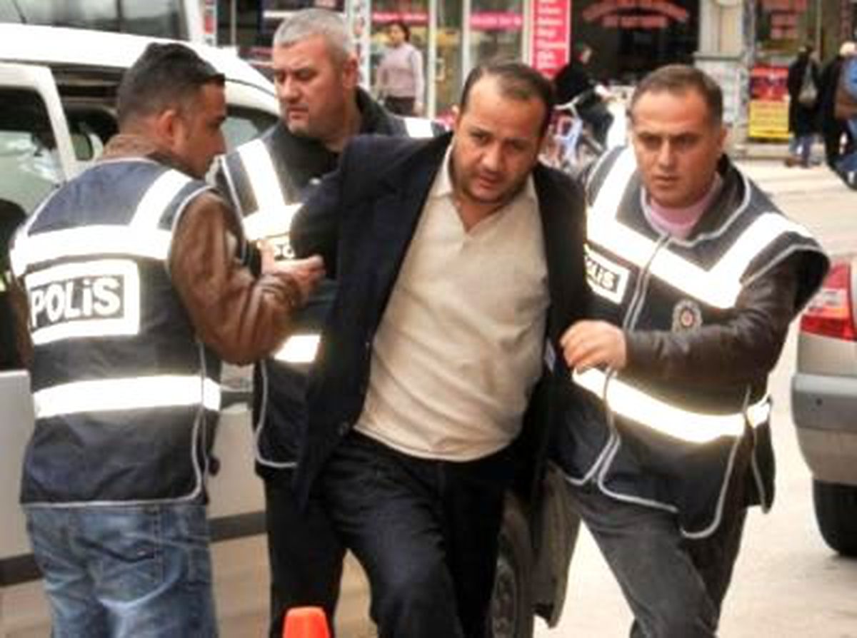 Evli Polis, Sevgilisi Kadını Öldürüp Ev ve Paralarını Aldı (3)