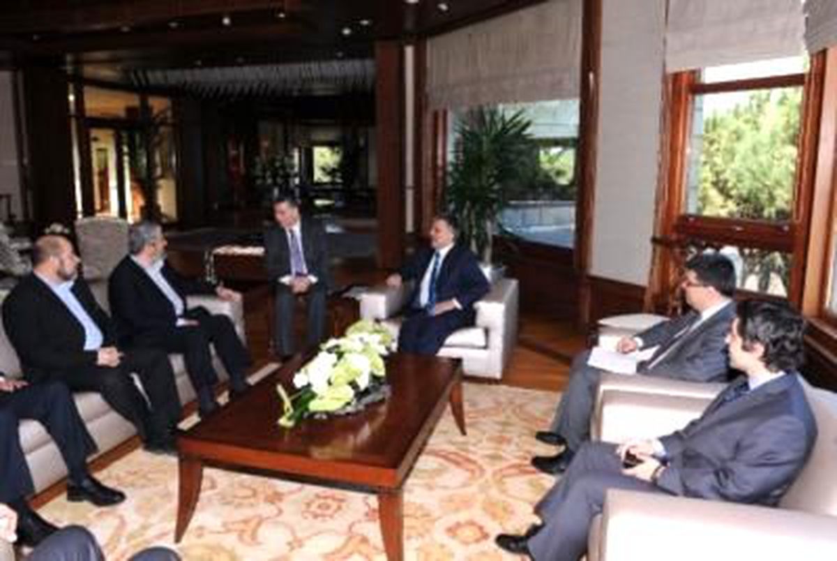Gül, Hamas Lideri Meşal ile Görüşüyor