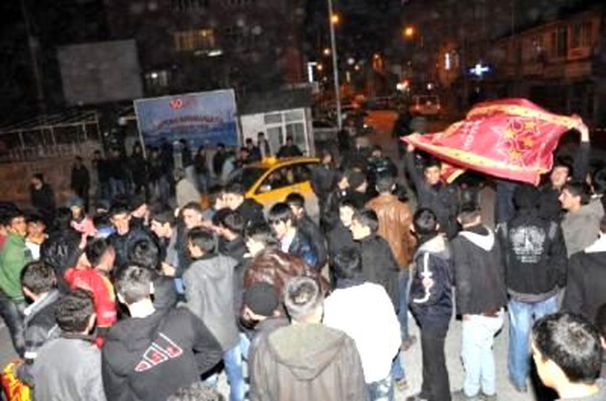 Hakkari\'de Bebarebirlik Sevinci