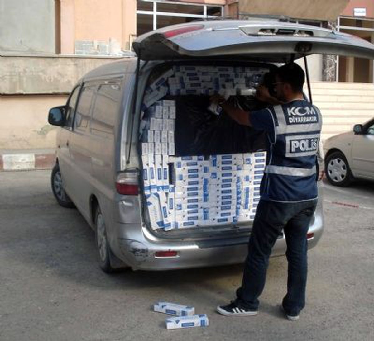Kaçak Sigara Operasyonu