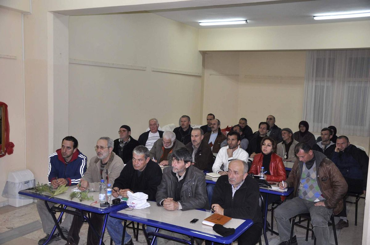 Komek'te Fidan Üretimi Kursu Başladı