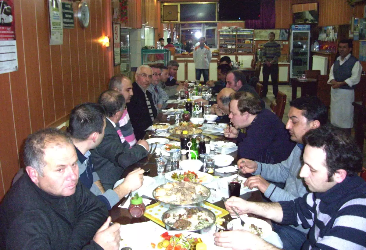 Kütahya Gazeteciler Cemiyetinden Altıntaş\'a Ziyaret