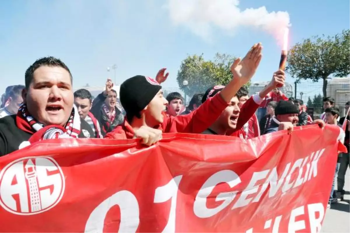 Medical Park Antalyaspor- Eskişehirspor Maçından Notlar