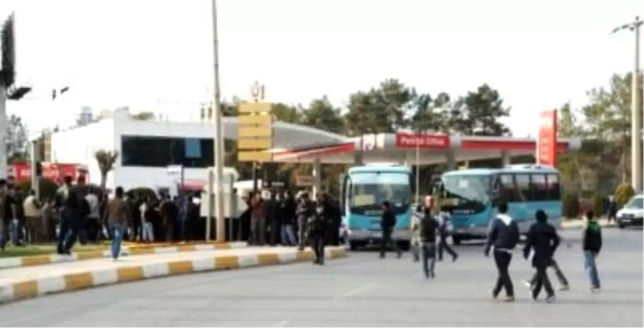 Oobüs Şoförlerinin Kavgasında Kan Aktı