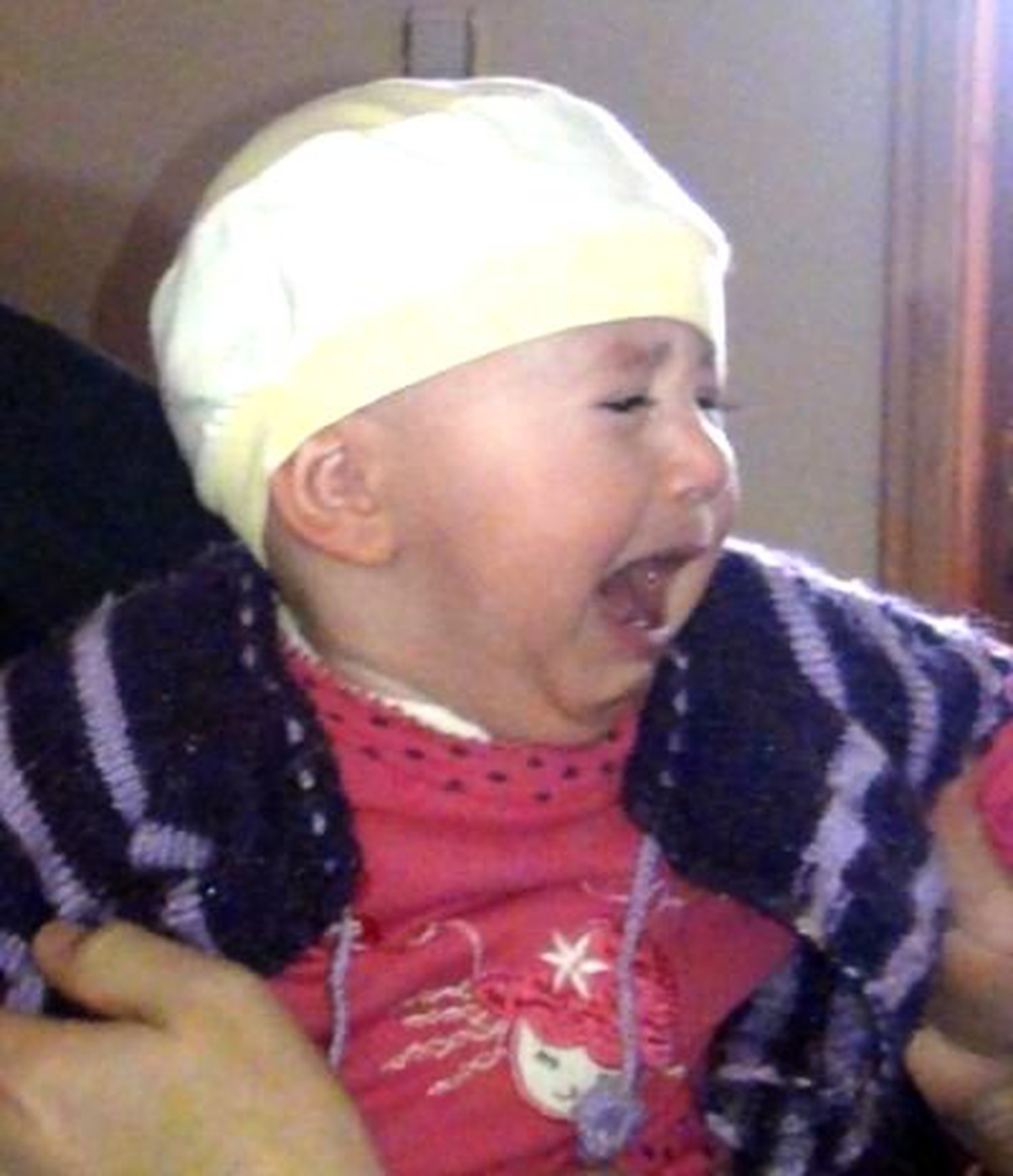 Şehit Uzman Çavuşun 1 Yaşına Giren Kızı Azra, Babasını Afganistan\'a Böyle Yolcu Etti