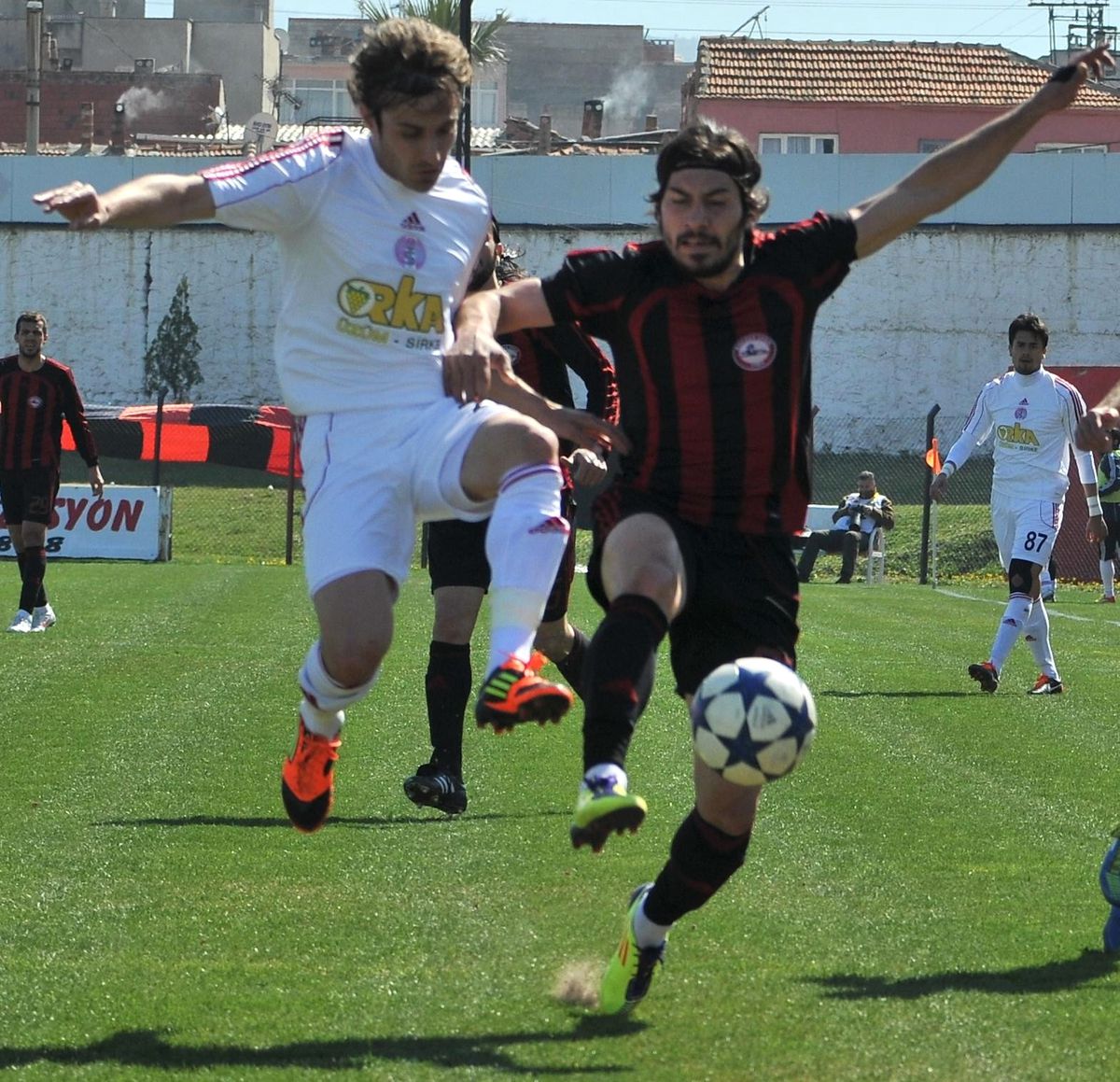 Turgutluspor 3 Puanı 3 Golle Aldı